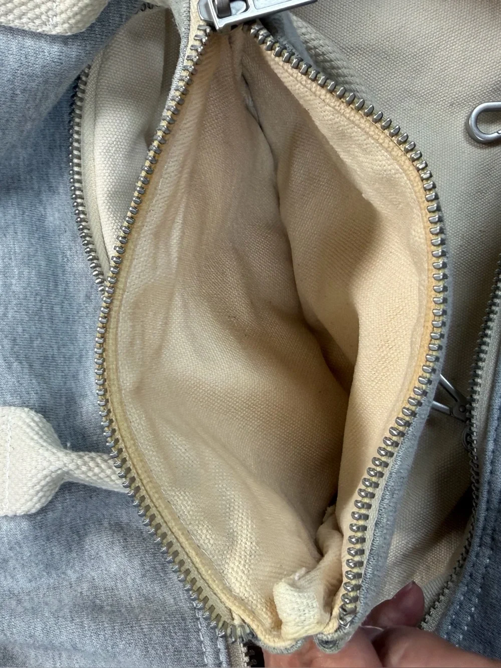 Brandy Melville Gray Heather Duffle Bag w/ Matching Zip Pouch Weekend Gym Travel